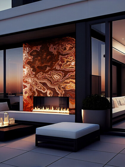 Onyx: the precious stone that illuminates summer evenings